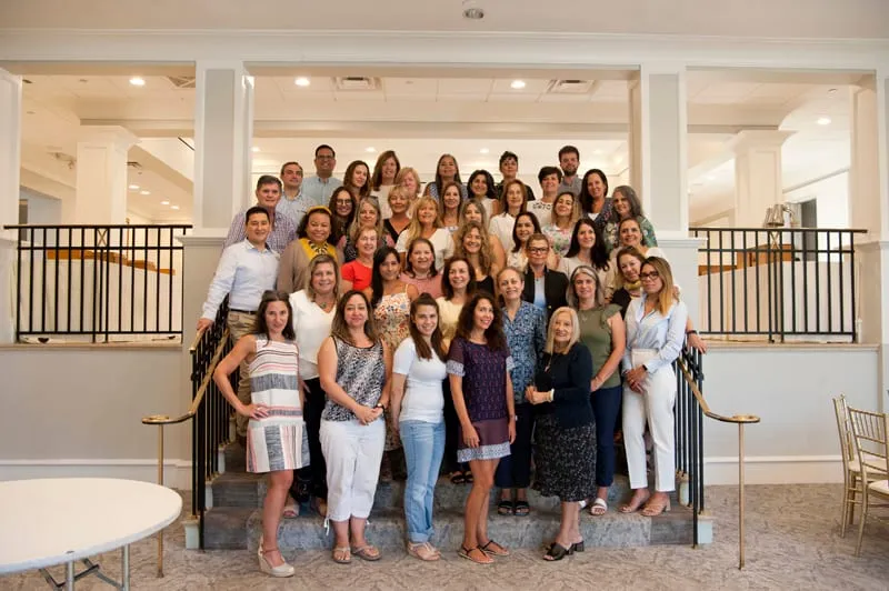 El equipo docente de la Escuela reunido en un encuentro de trabajo.