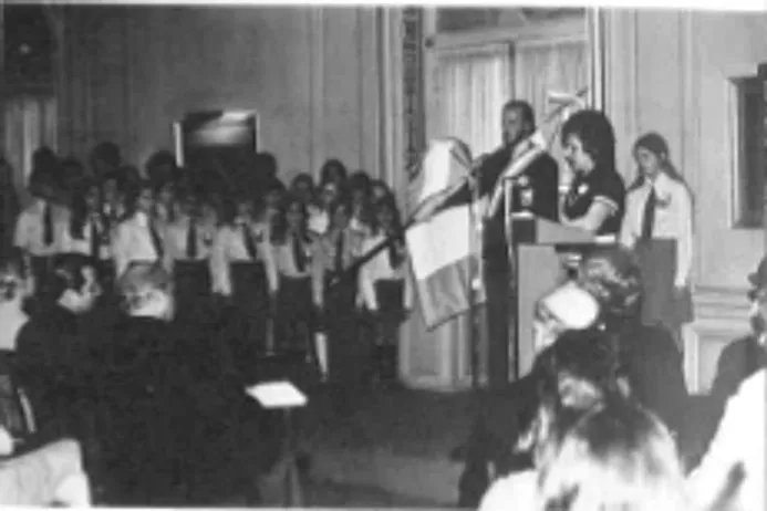 Ceremonia del Juramento a la Bandera en la Embajada Argentina, 1972.